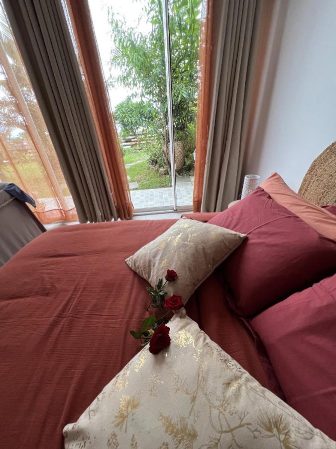 Villa, Lossy Льо Тампон Екстериор снимка