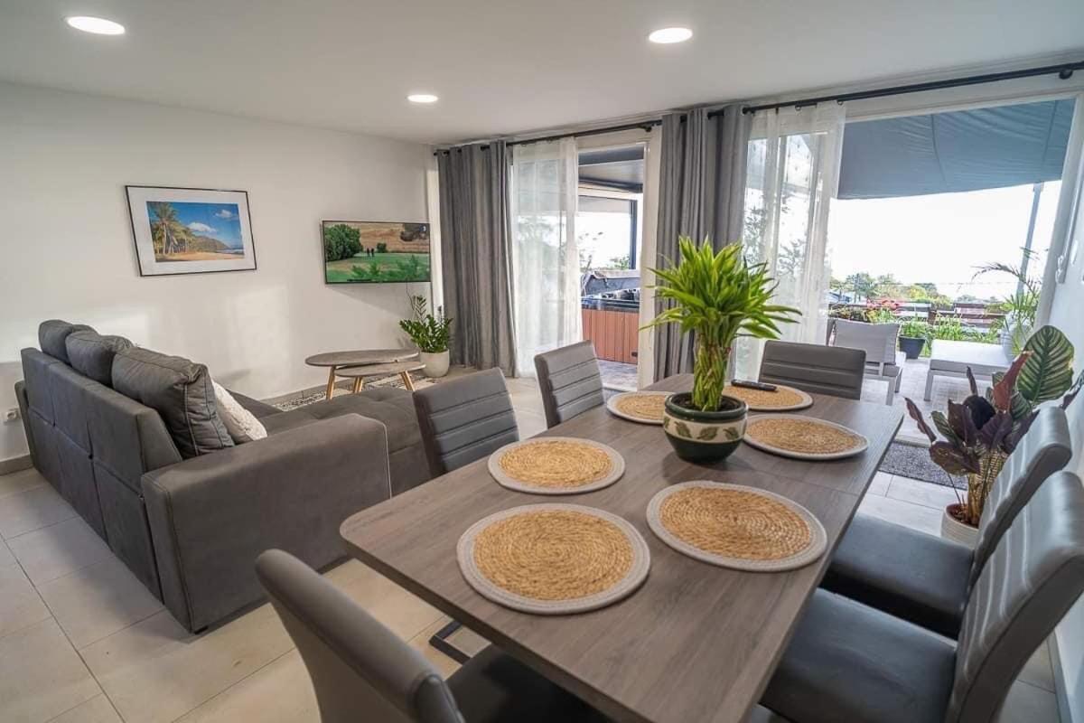 Villa, Lossy Льо Тампон Екстериор снимка